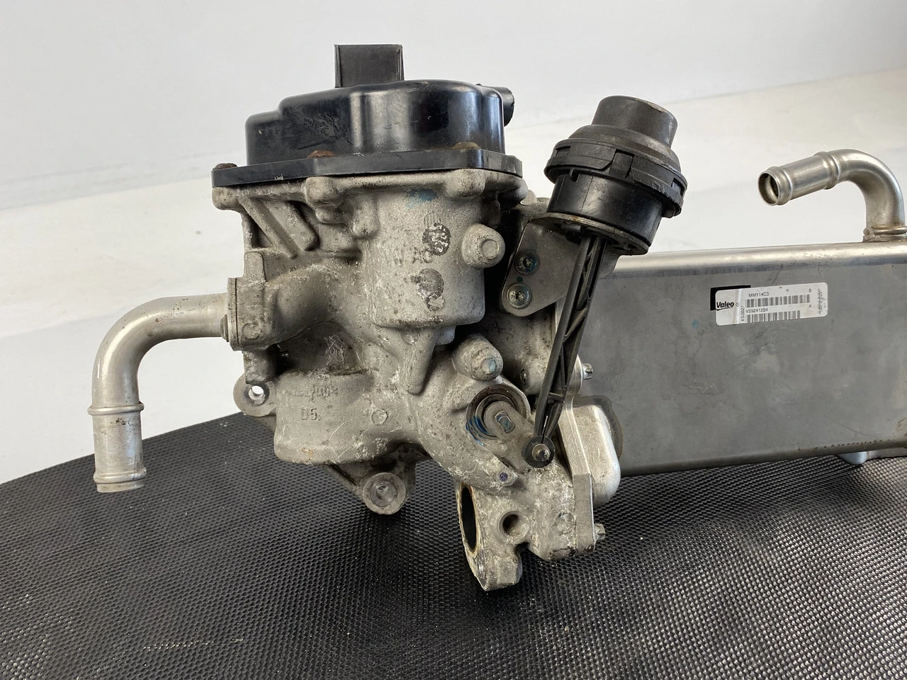 Клапан EGR Volkswagen T5 2.0 ЕГР Фольксваген Т5 03L131512DK - фото 3