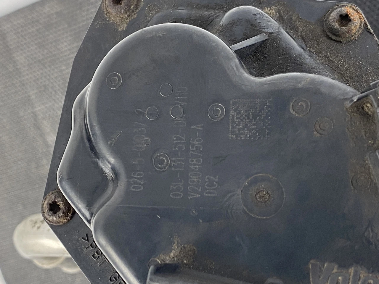 Клапан EGR Volkswagen T5 2.0 ЕГР Фольксваген Т5 03L131512DK - фото 5