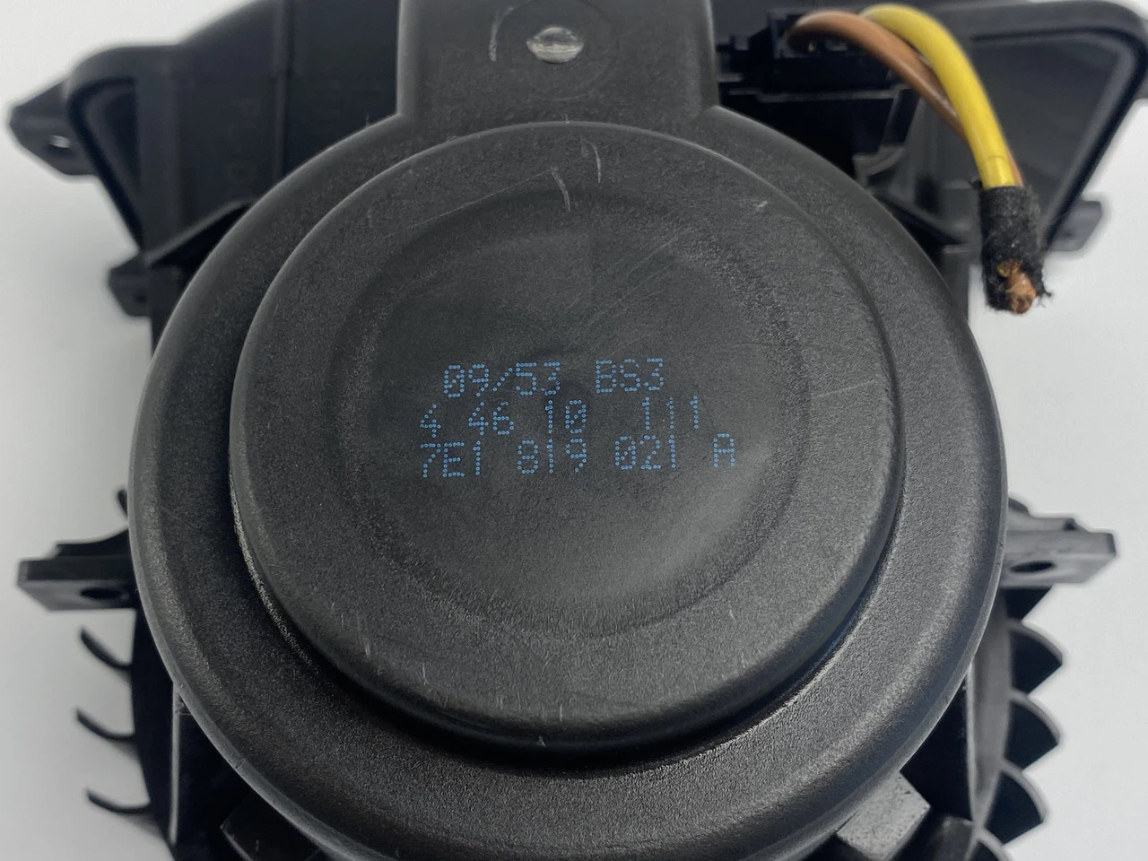 Вентилятор моторчик пічки Volkswagen T5 2003-2015 7E1819021A - фото 1