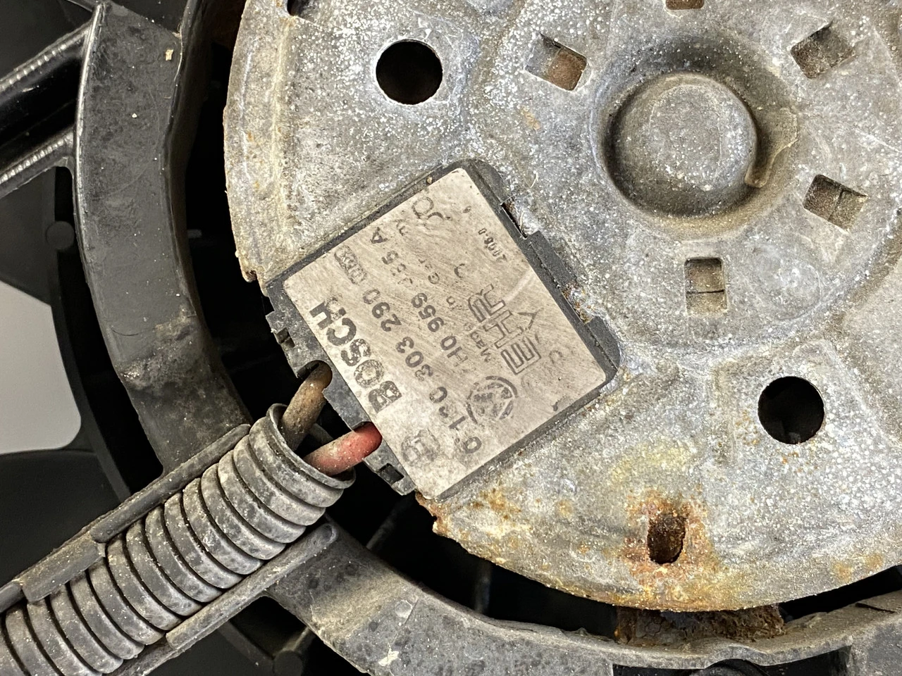 Дифузор вентилятор у зборі Volkswagen T5 2003-2010 7H0121201CH 7H0121207 7H0959455A - фото 3