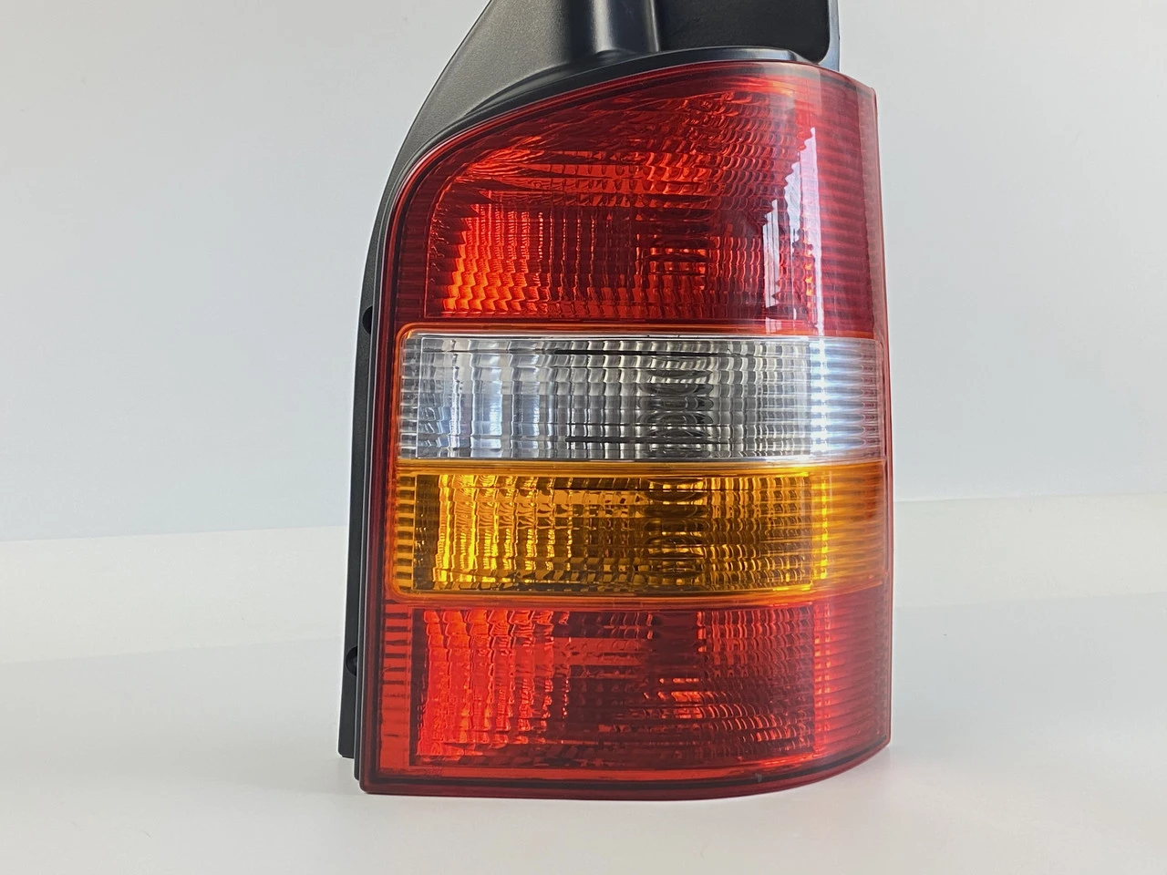 Ліхтар задній правий VW T5 2003-2010 Фольксваген Т5 7H0945096G - фото 2