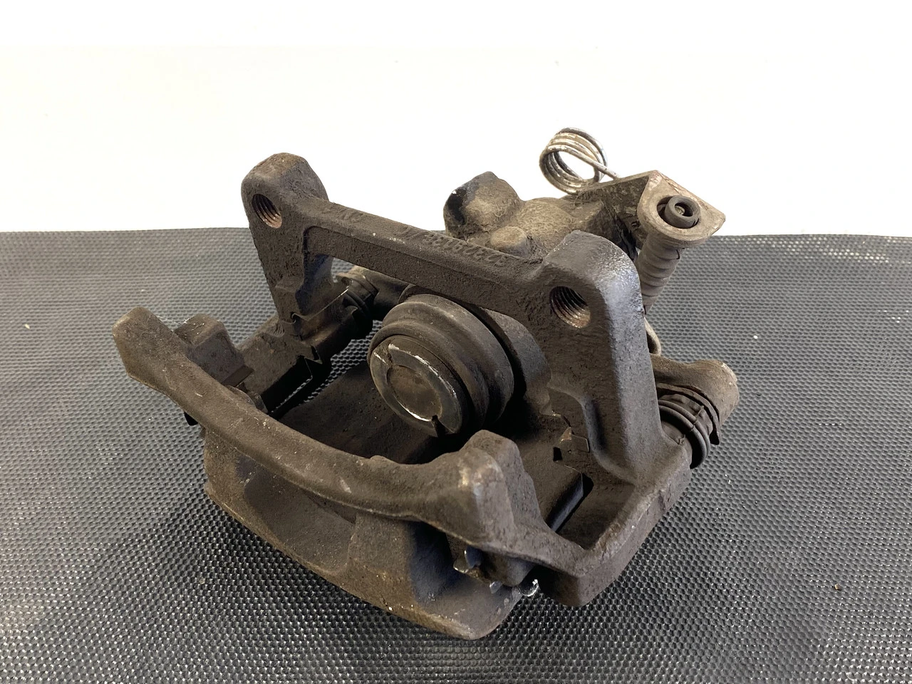 Суппорт задній правий VW T5 2003-2015 Фольксваген Т5 7H0615424A - фото 3