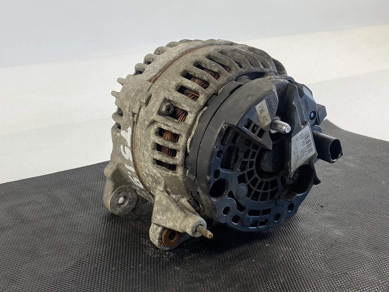 Генератор VW T5 1.9TDI 2003-2010 Фольксваген Т5 038903024F - фото 2