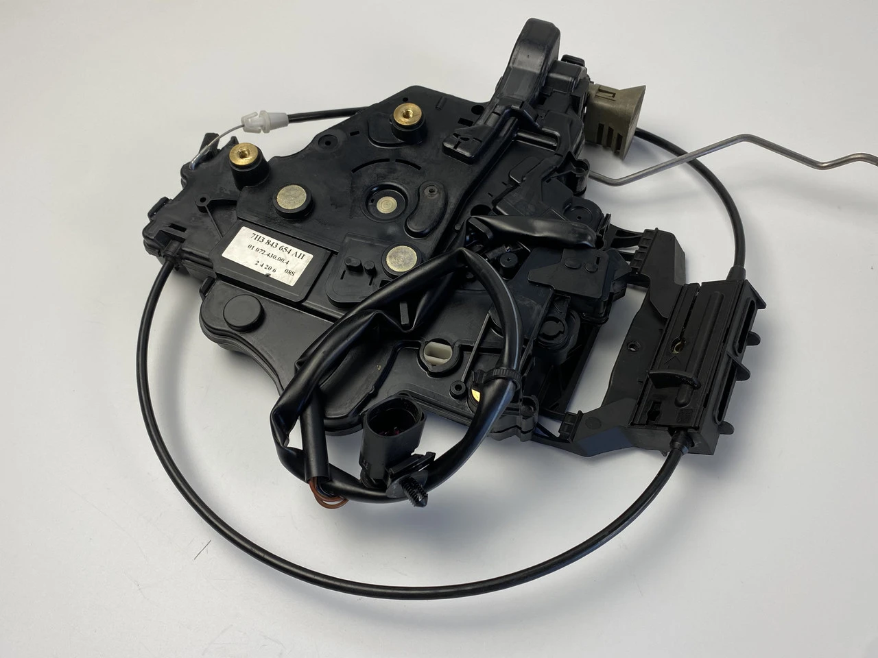 Замок зсувних дверей правий VW T5 Фольксваген Т5 2003-2010. 7H3843654AH - фото 2