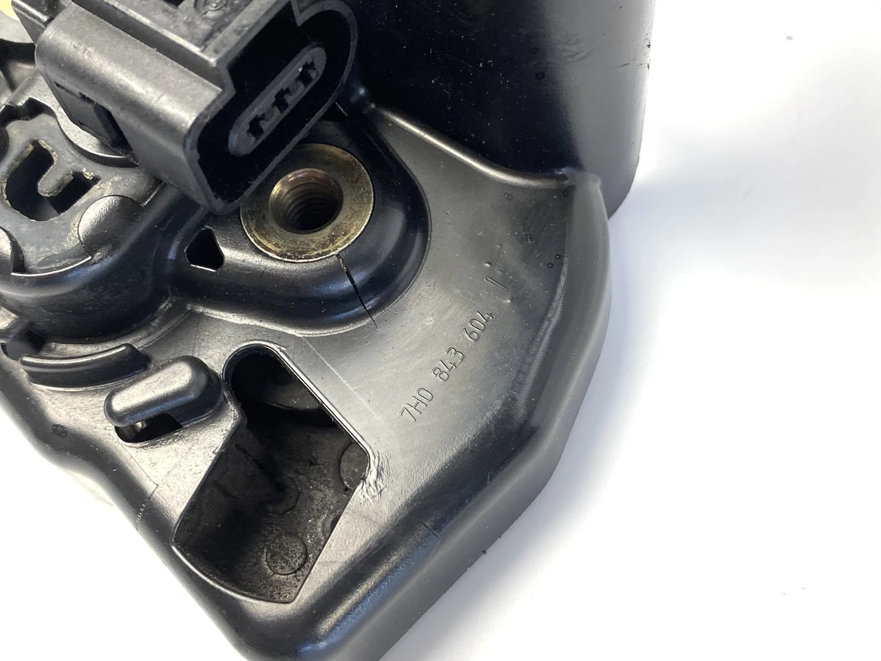 Замок (заскочка) бічних зсувних дверей VW T5 2003-2010 Фольксваген Т5 7H0843604L - фото 1