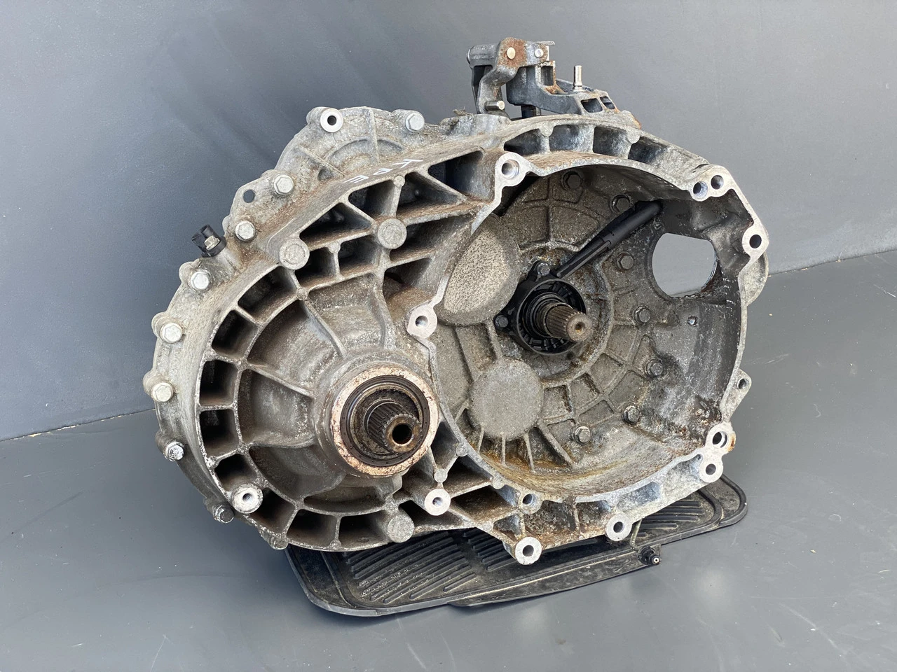 Коробка передач VW T5 2.5TDI 2003-2010 КПП Фольксваген Т5 - фото 1