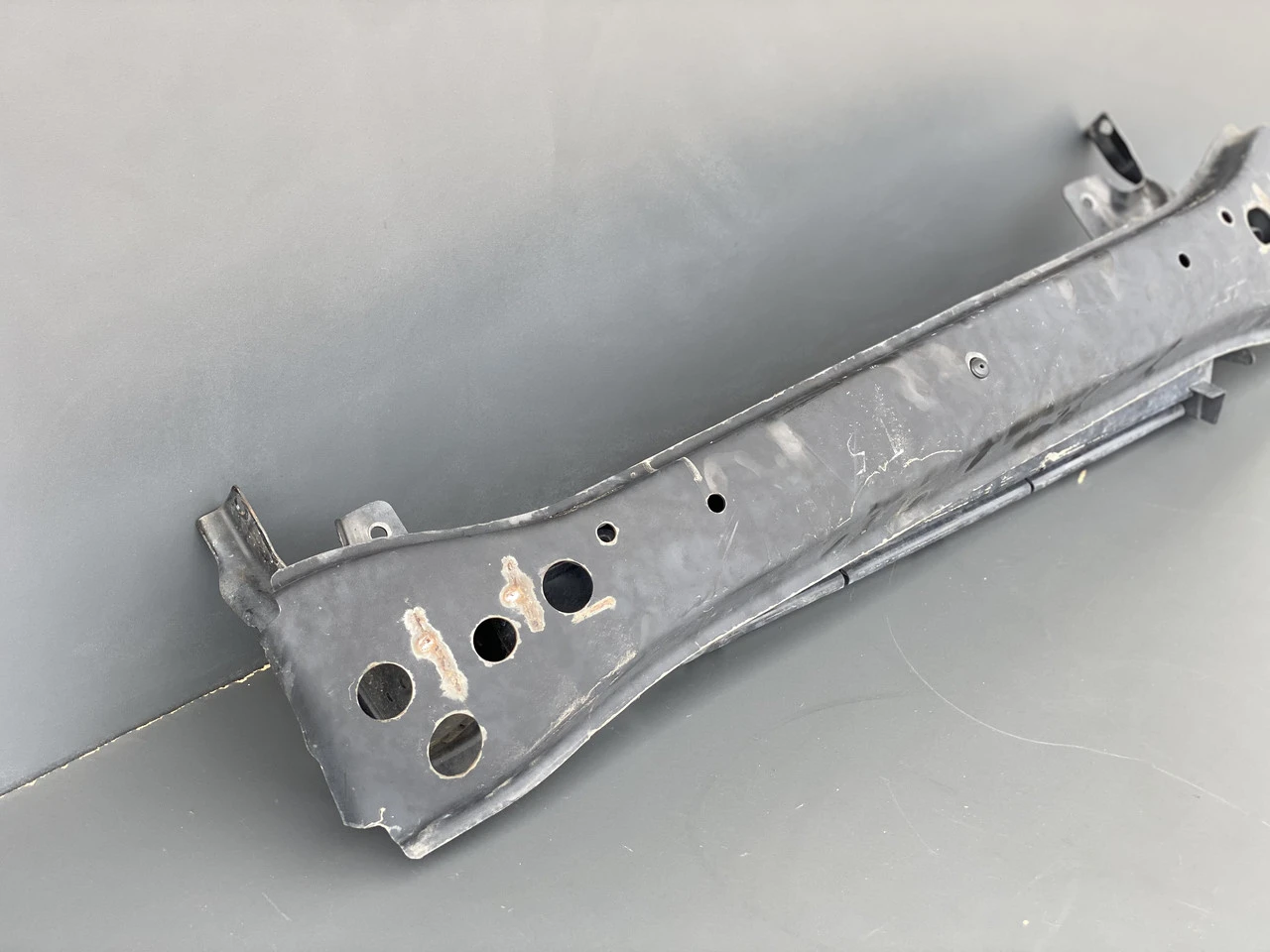 Підсилювач бампера передній VW T5 2003-2015 Фольксваген Т5 7H0807109 - фото 2