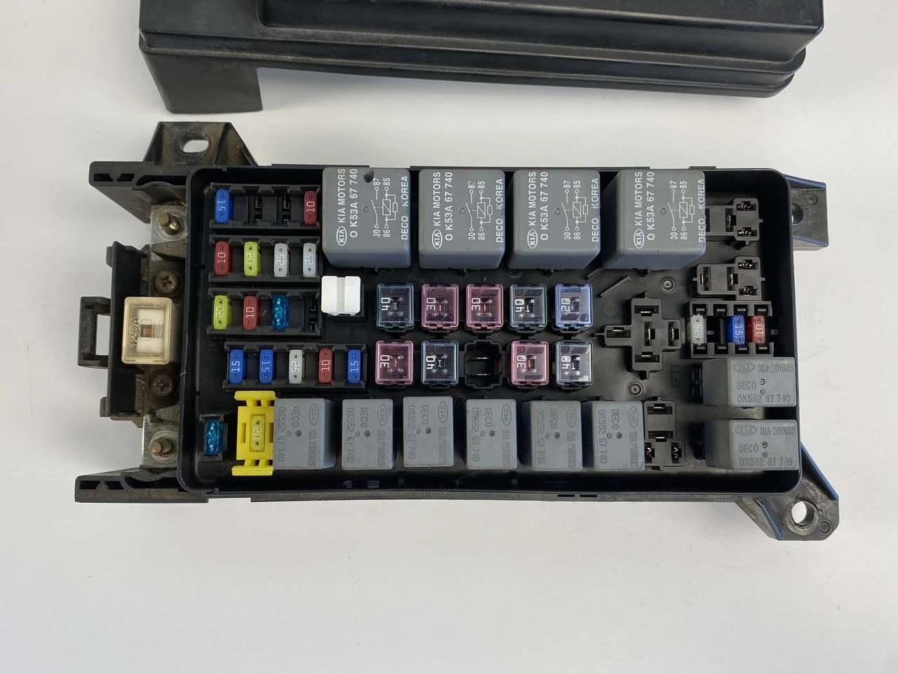 Блок предохранителей Kia Sorento 1 2.5crdi 2002-2009 Киа Соренто 911603E040 - фото 3