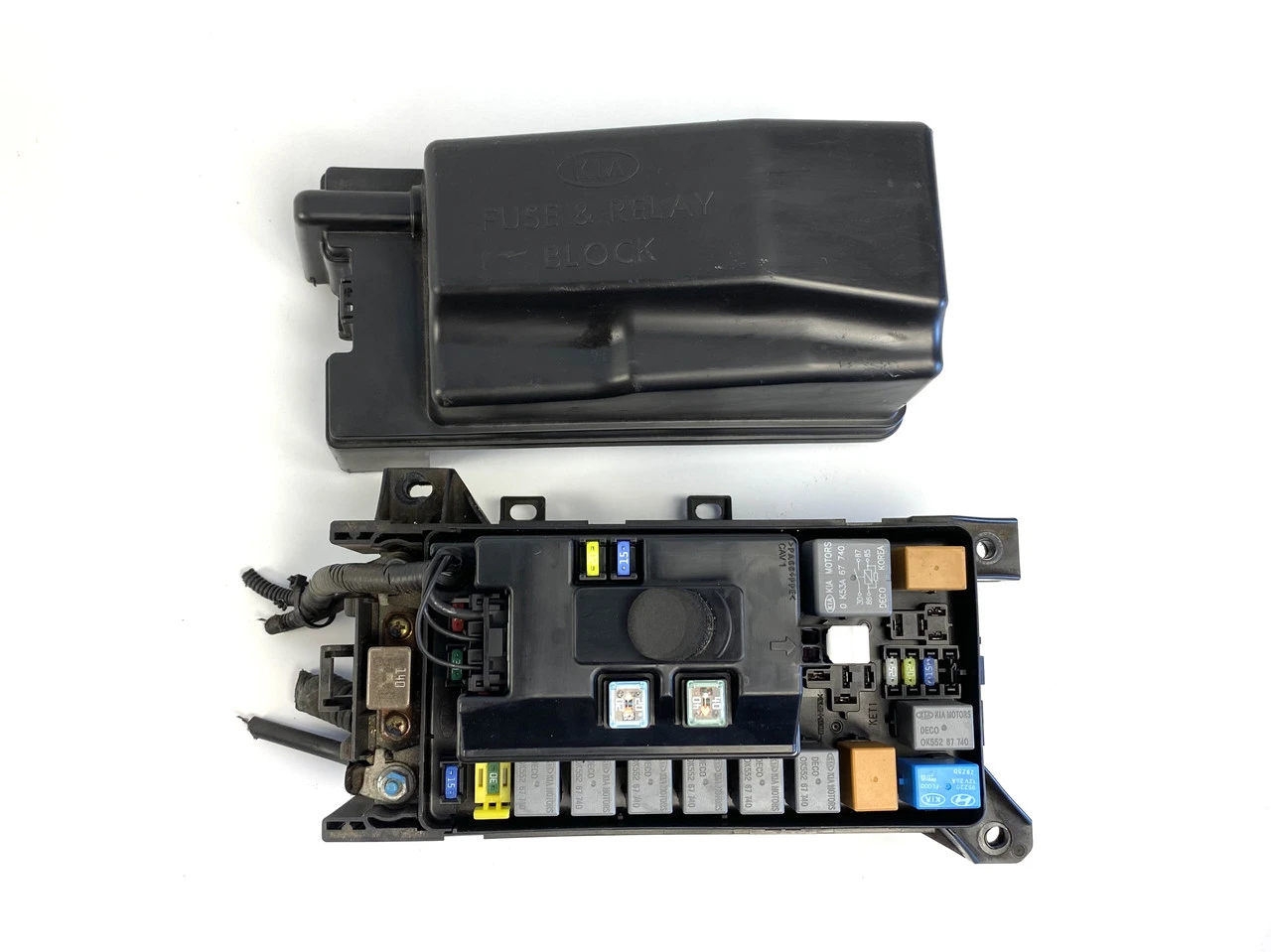 Блок запобіжників Kia Sorento 1.5crdi 2002-2009 Кіа Соренто 911613E010 | ZAVTO.market