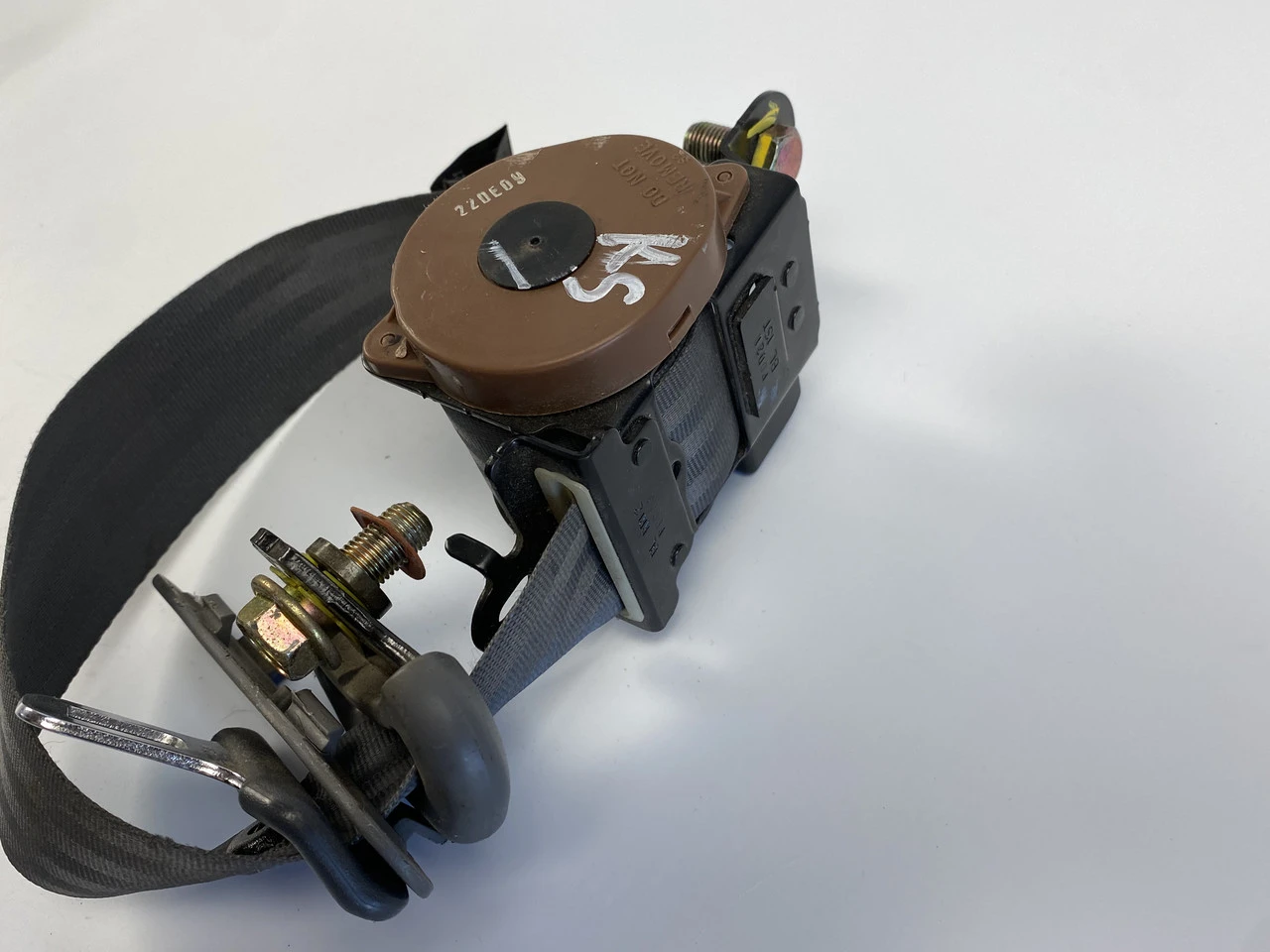 Ремень безопасности задний левый Kia Sorento 1 2002-2009 Киа Соренто 1 - фото 1