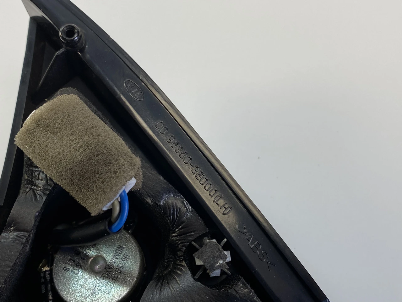 Динамик передней левой двери Kia Sorento 2002-2009 963503E000 - фото 2