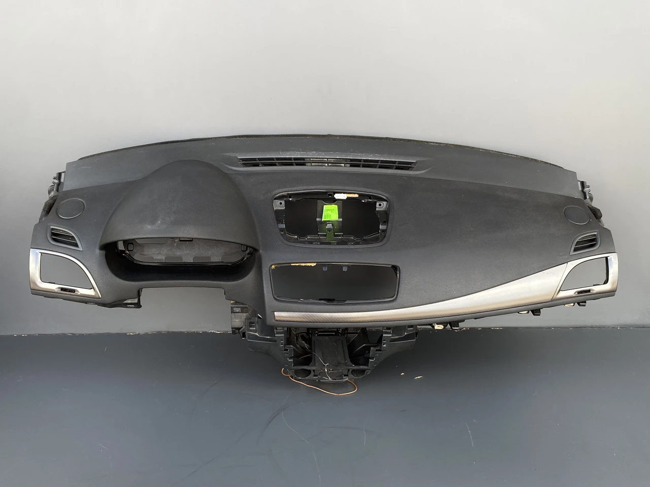 Торпеда Renault Megane 3 2008-2015 Рено Меган 3 681005907R | ZAVTO.market