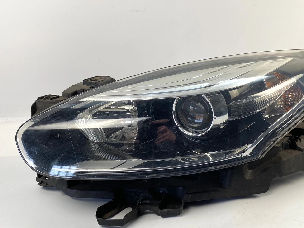 Фара ліва Renault Megane | оригінал 2012-2016 Рено Меган 3 260605817R - фото 1