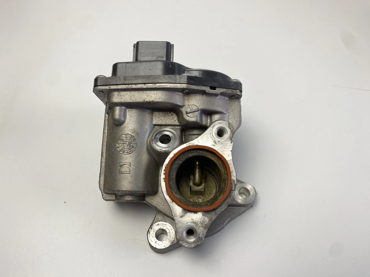 Клапан EGR Renault Megane 3 1.5dCi 2008-2015 Рено Меган 3 H8201143495 - фото 2