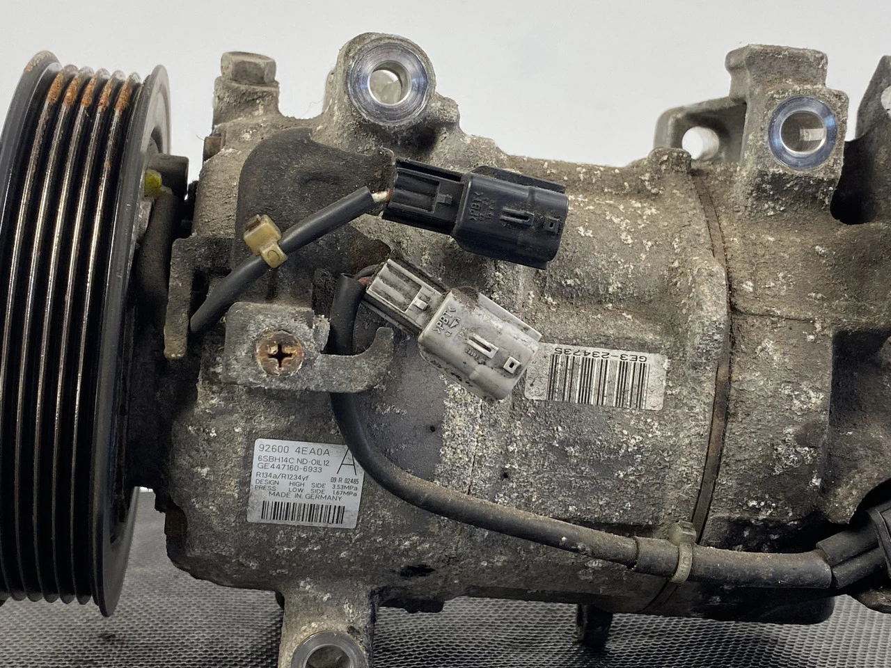 Компресор кондиционера Renault Megane ||| 1.5dCi Рено Меган 3 926004EA0A 6SBH14C - фото 1