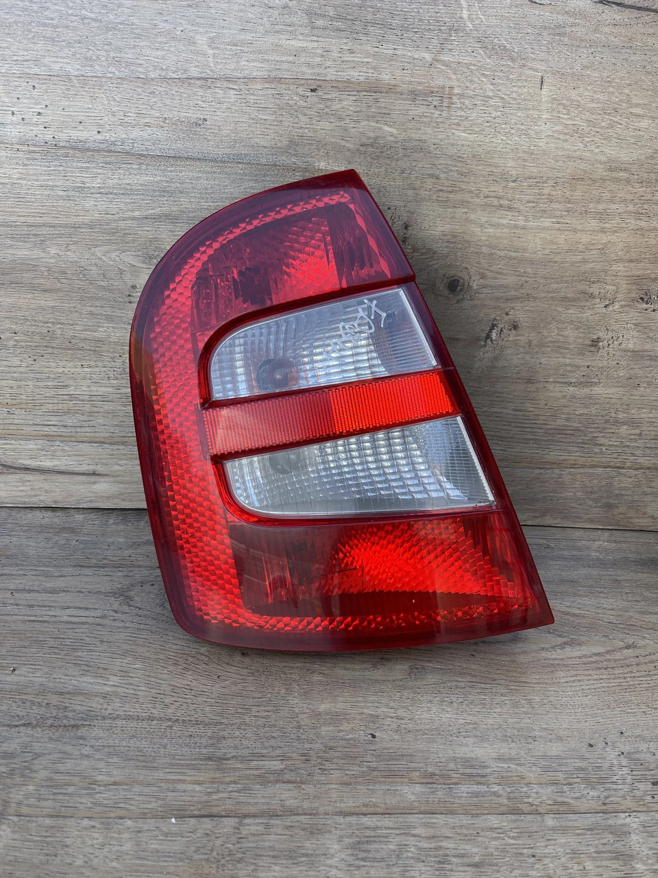 Ліхтар задній лівий Skoda Fabia 99-05р хетчбек стоп левий Шкода Фабия - фото 1