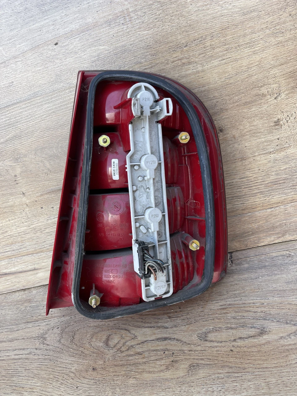 Ліхтар задній лівий Skoda Fabia 99-05р хетчбек стоп левий Шкода Фабия - фото 2