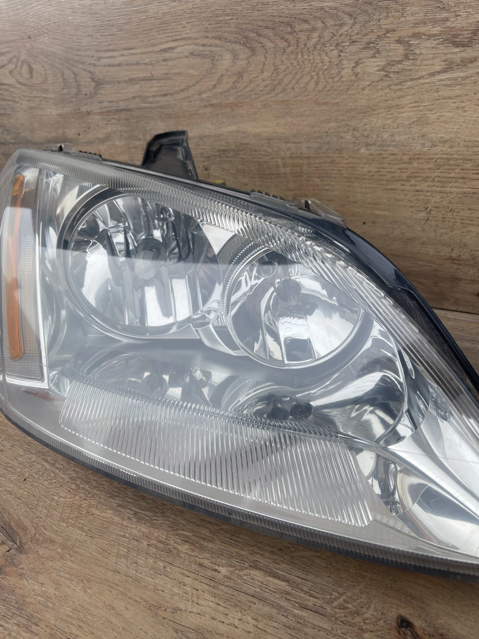 Фара права Ford Focus C-Max Права фара Форд Фокус С-Мах - фото 2