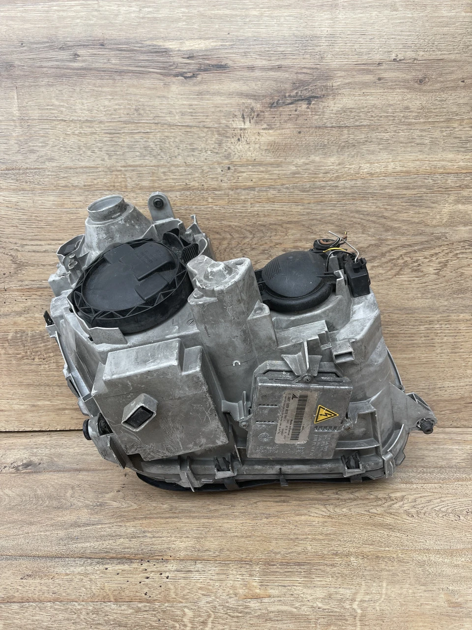 Фара ліва Mercedes Bens C-Klas W203 XENON 2000-2007р левая фара Мерседес В203 Ксенон - фото 3