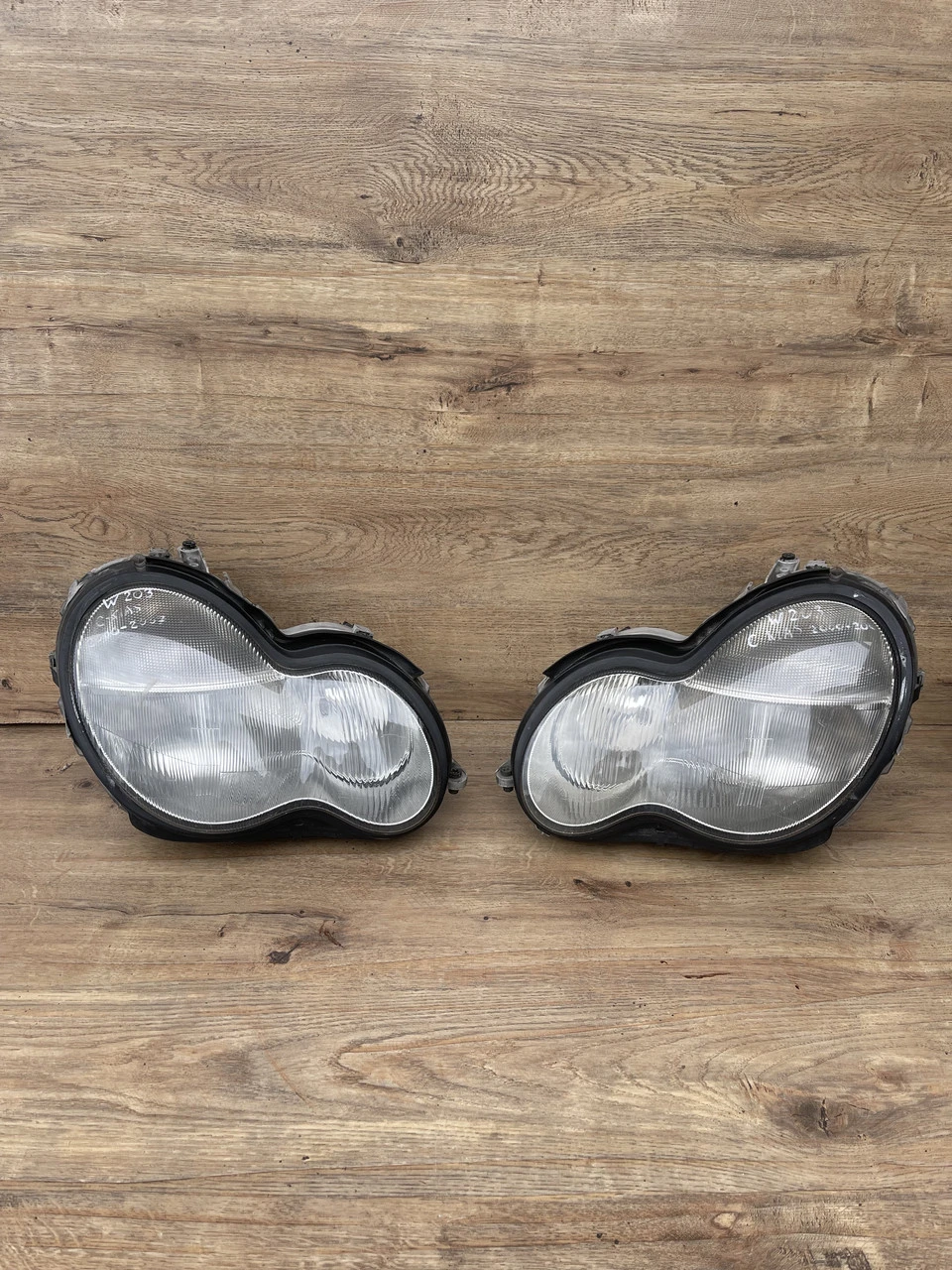 Фара ліва Mercedes Bens C-Klas W203 XENON 2000-2007р левая фара Мерседес В203 Ксенон - фото 5