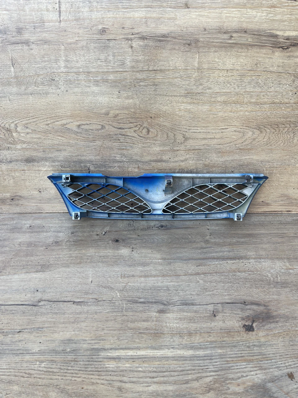 Решітка радіатора Nissan Almera 1998-2000р Нісан Альмера - фото 4