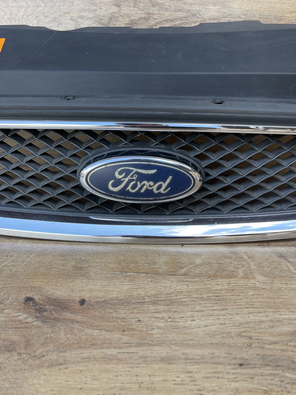 Решітка радіатора Ford Focus MK2 Форд Фокус МК2 - фото 3