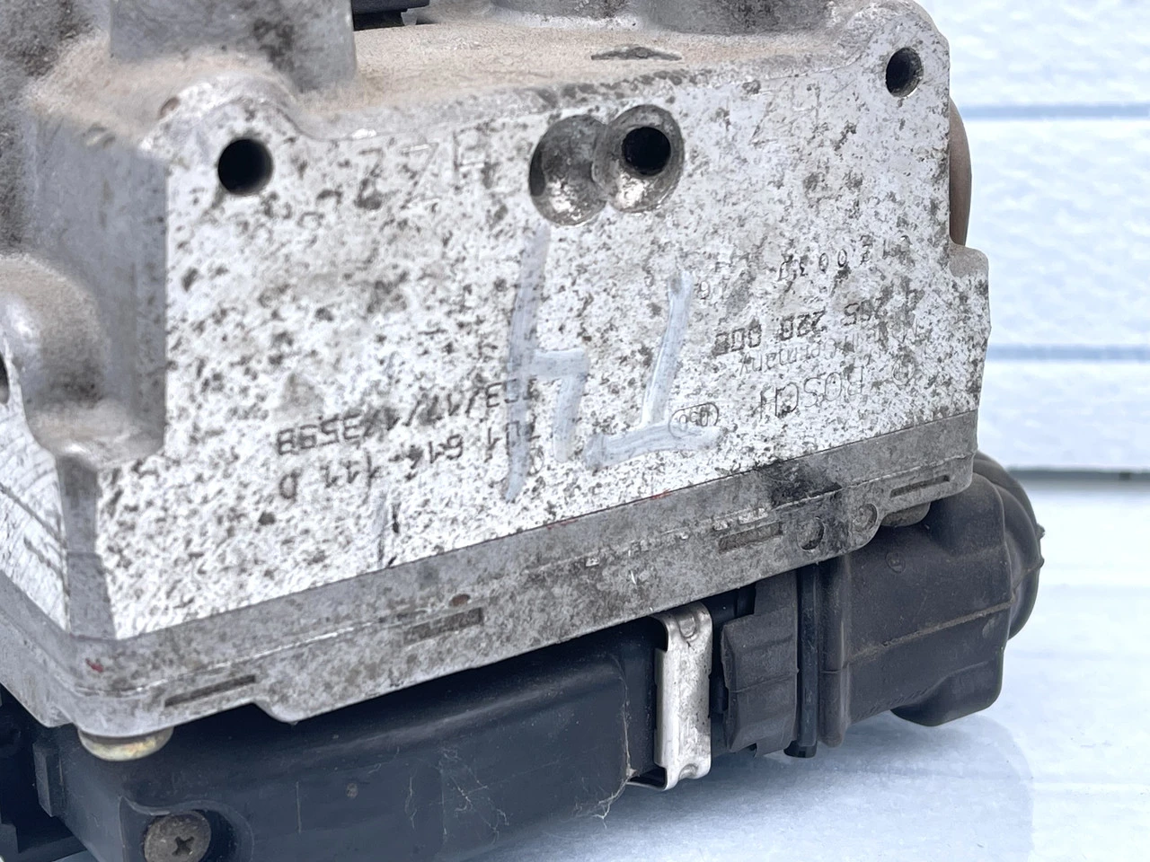 Блок керування ABS Volkswagen Transporter IV T4 (1990-2003) 701614111D - фото 2