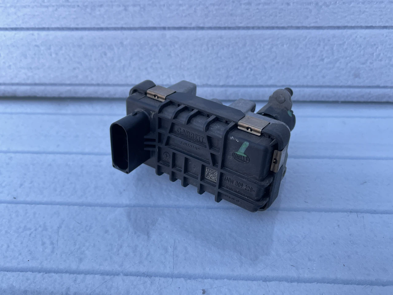 Актуатор турбіни сервопривод регулятор G35 Форд BMW Audi Volvo Mercedes Volkswagen Jeep 6NW009228 | ZAVTO.market