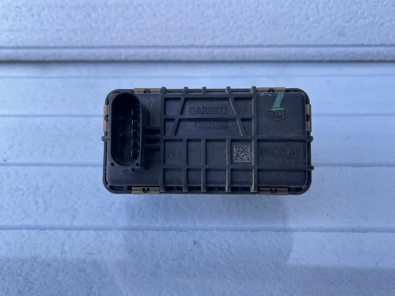 Актуатор турбіни сервопривод регулятор G35 Форд BMW Audi Volvo Mercedes Volkswagen Jeep 6NW009228 - фото 2