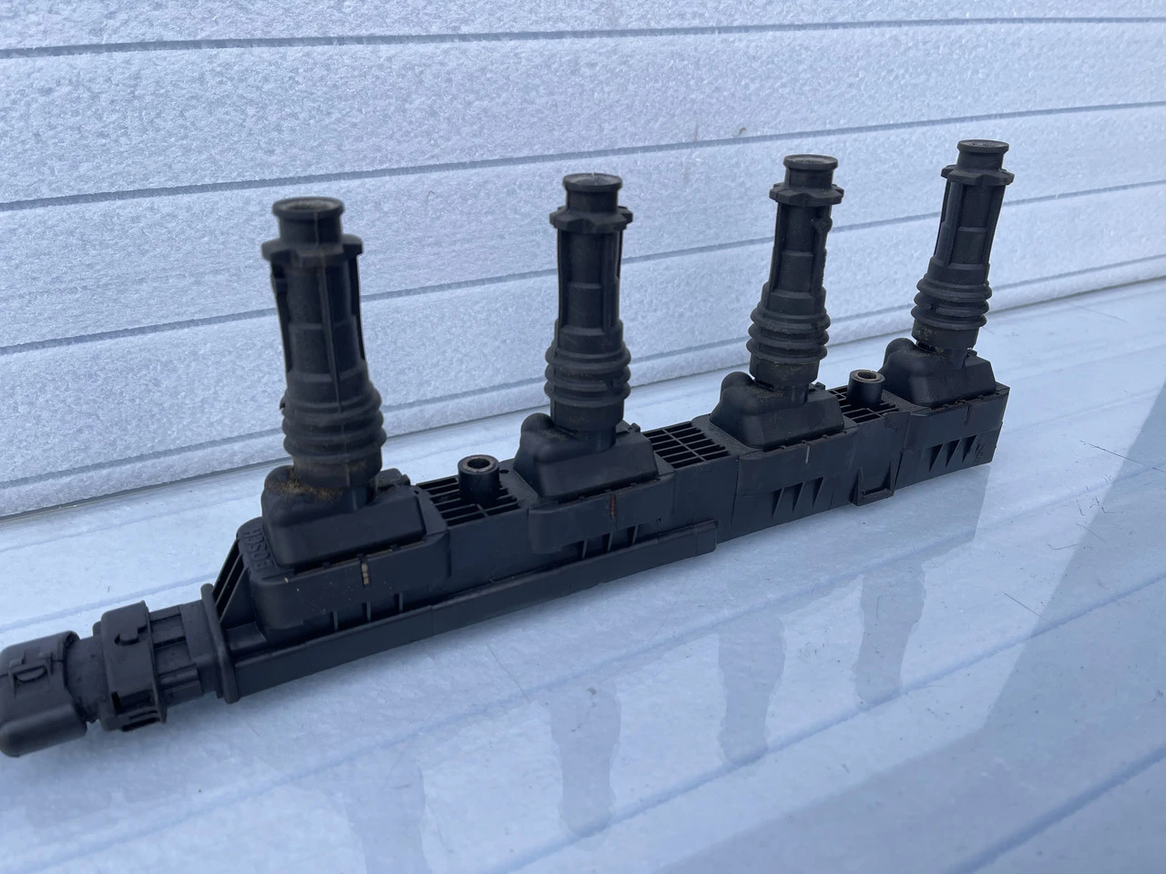 Котушка запалювання Opel Corsa C 1.4 Opel Combo 0221503472 - фото 1