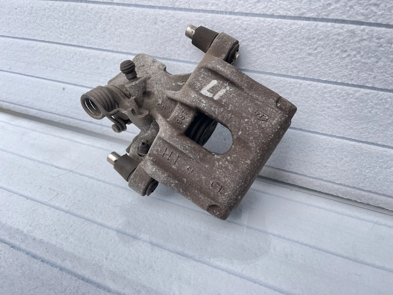 Супорт гальмівний задній лівий Volvo V50 Ford Focus 2 Ford C-Max супорта - фото 2