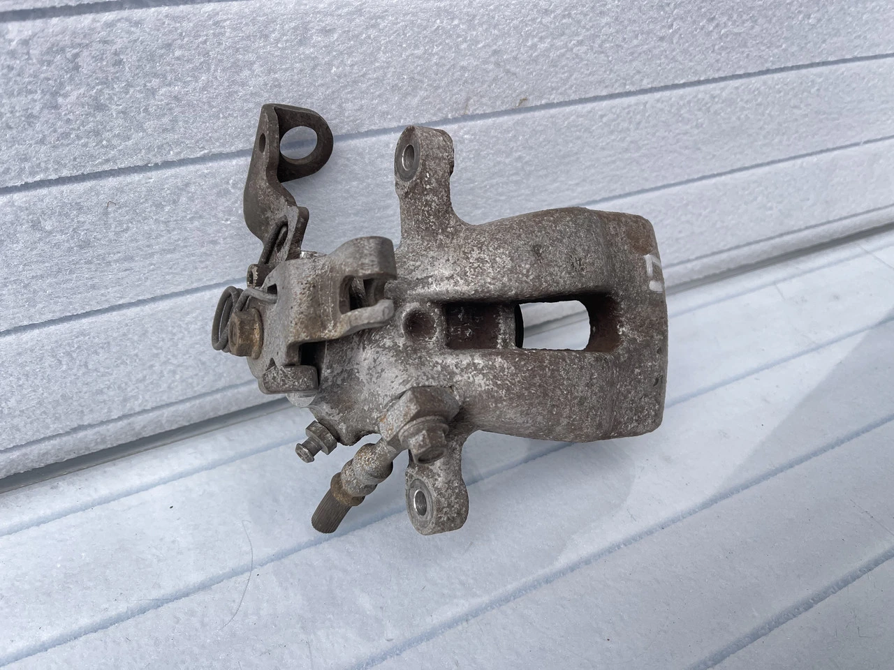 Супорт задній лівий Opel Zafira A, Opel Combo, Astra G супорта - фото 1