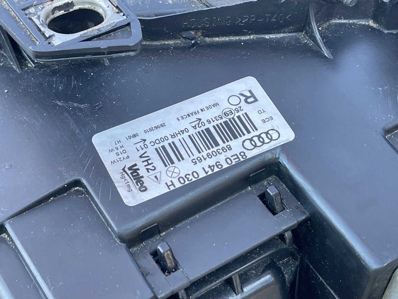 Фара права Audi A4 B6 Xenon 2000-2004 Ауді А4 Б6 Ксенон 8E0941030H - фото 2