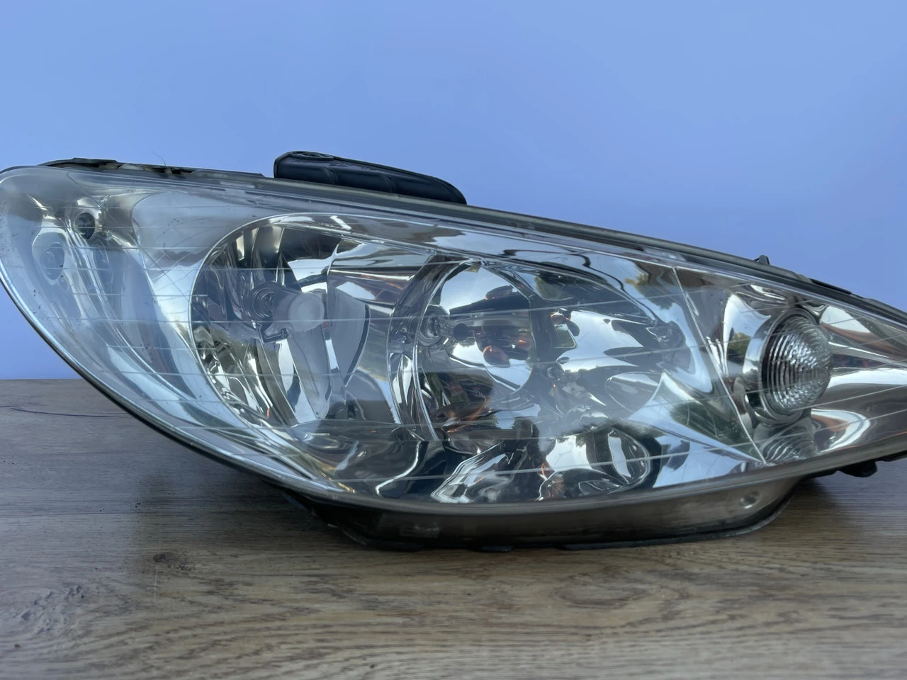 Фара права Peugeot 206 1998-2009 Пежо 206 9628666780 - фото 1