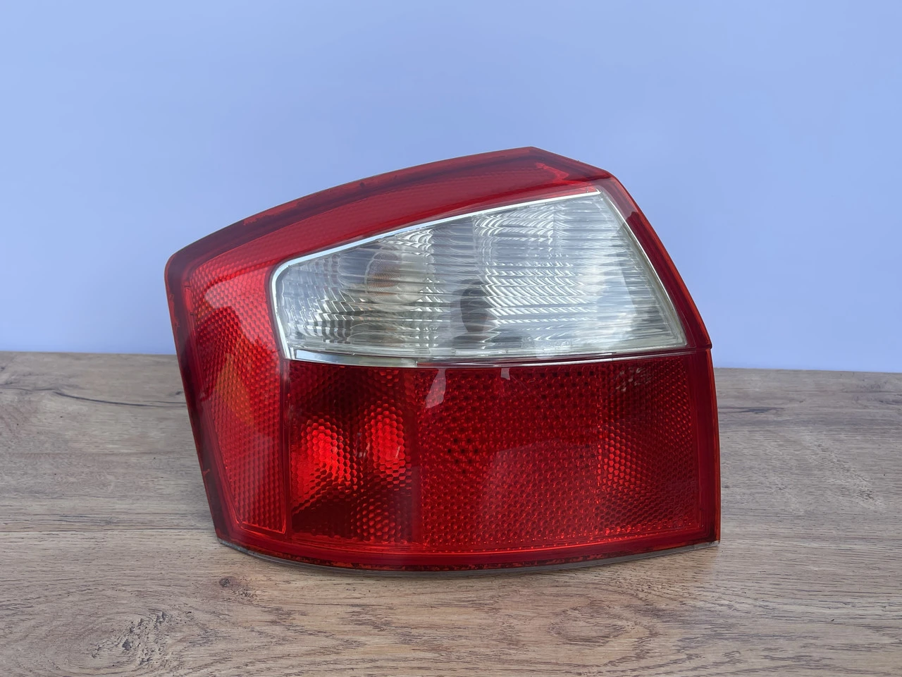 Ліхтар задній лівий Audi A4 B6 2000-2004 стоп фонарь левый Ауді А4 Б6 | ZAVTO.market