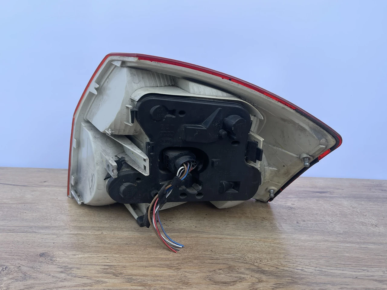 Ліхтар задній лівий Audi A4 B6 2000-2004 стоп фонарь левый Ауді А4 Б6 - фото 1