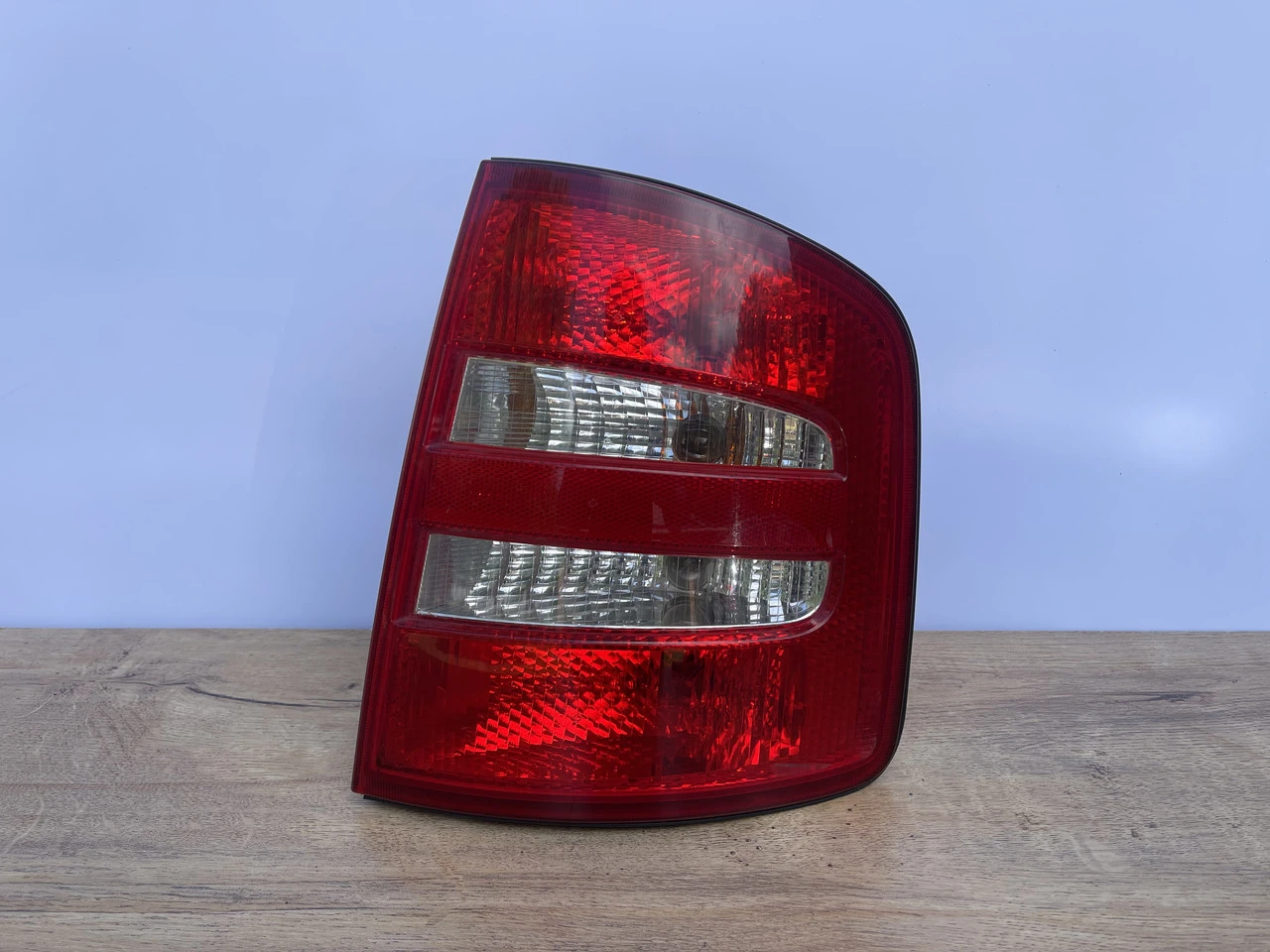 Ліхтар задній правий Skoda Fabia 1 універсал 1999-2005 правый стоп фонарь Шкода Фабія 1 6Y9945096B | ZAVTO.market