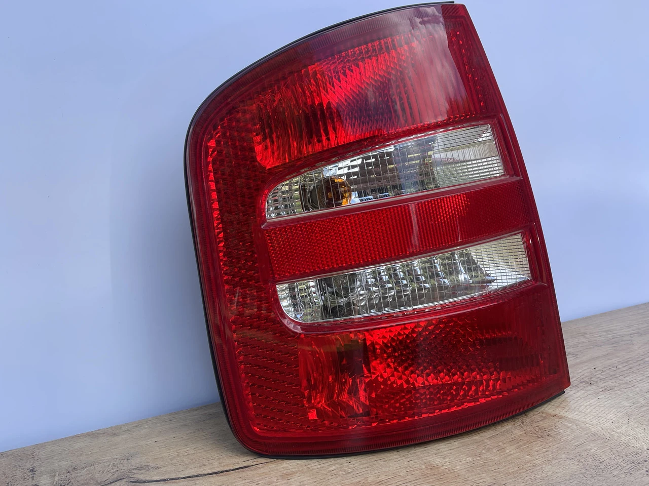 Ліхтар задній лівий Skoda Fabia 1 універсал 1999-2005 левый стоп фонарь Шкода Фабія 1 6Y9945095B - фото 1