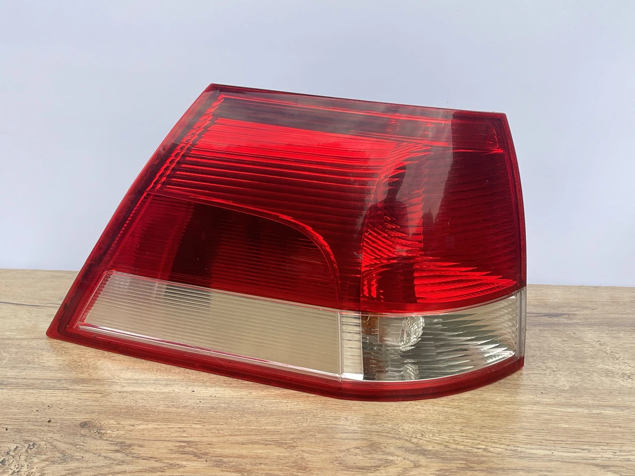 Ліхтар задній лівий Opel Vectra C 2002-2008 універсал ліхтар стоп левый Опель Вектоа Ц 24469461 | ZAVTO.market