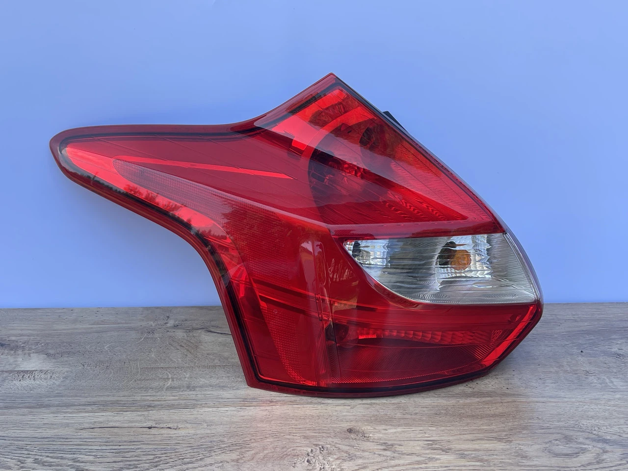 Ліхтар задній лівий Ford Focus Mk3 хетчбек 2010-2018 стоп фонарь левый Форд Фокус мк3 BM5113405A | ZAVTO.market