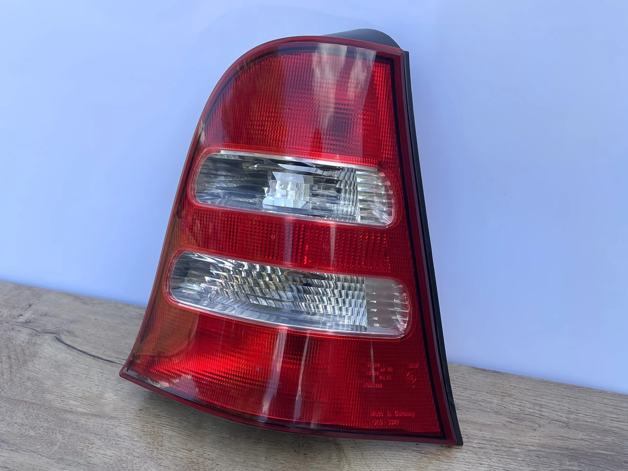 Ліхтар задній правий Mercedes A-Klas W168 фонарь стоп Мерседес А-клас W168 1688202864 - фото 1