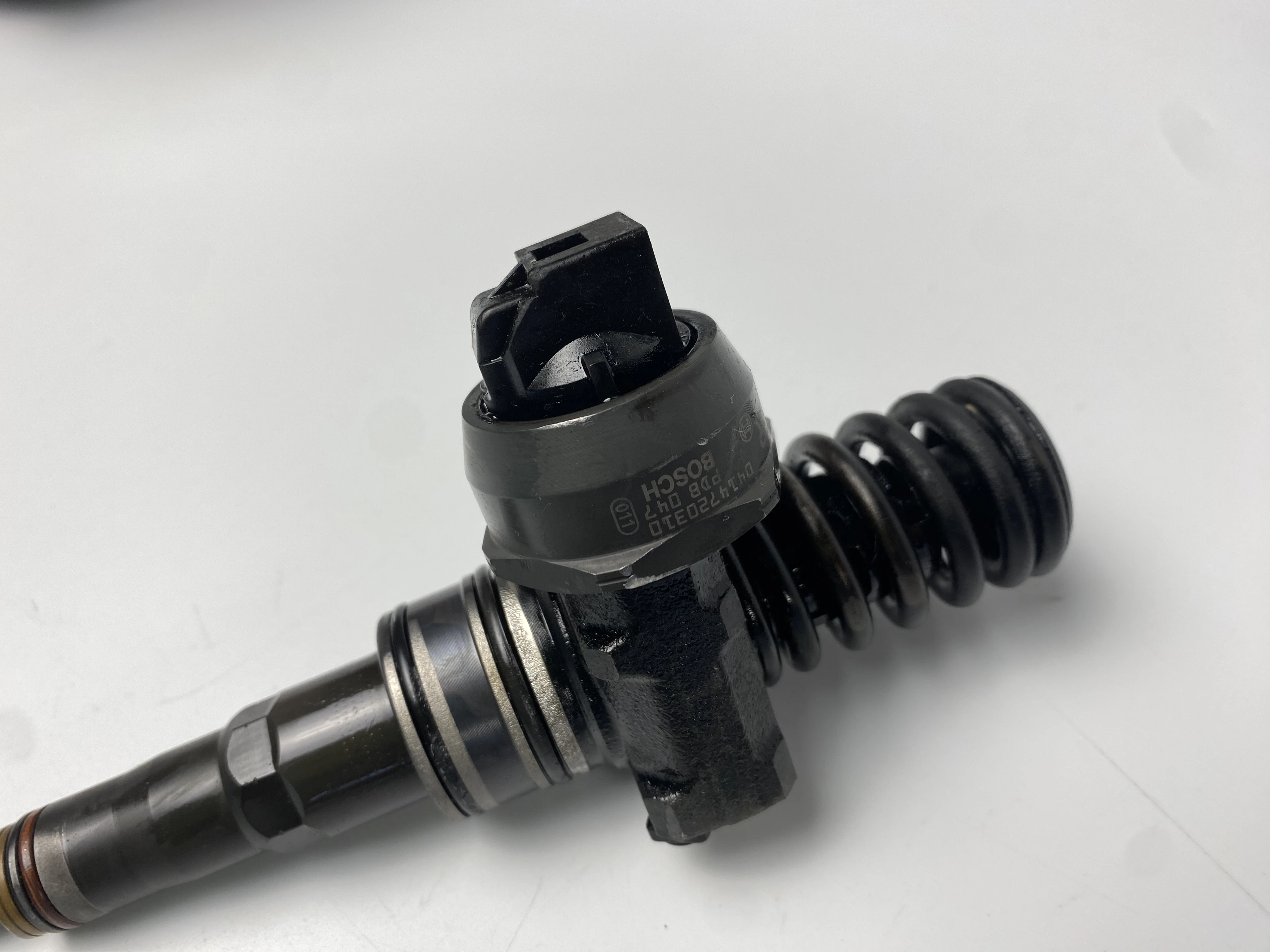 Насос форсунка VW T5 2.5 TDI 2003-2010 Фольксваген Т5   070130073R 0414720310 - фото 2